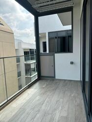 The Gazania (D19), Condominium #558077311